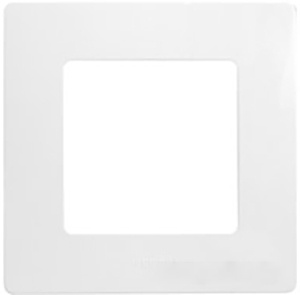 Рамка Legrand Etika 672501