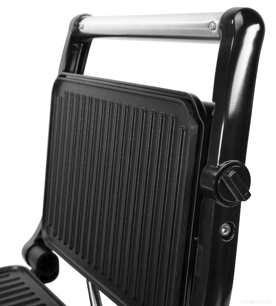 Электрогриль StarWind SSG2040 Silver/Black