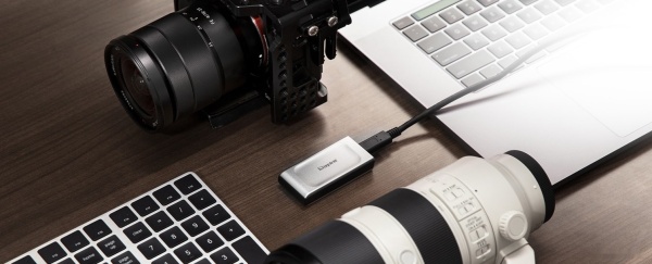 Внешний SSD 1TB Kingston XS2000 Silver, SXS2000/1000G