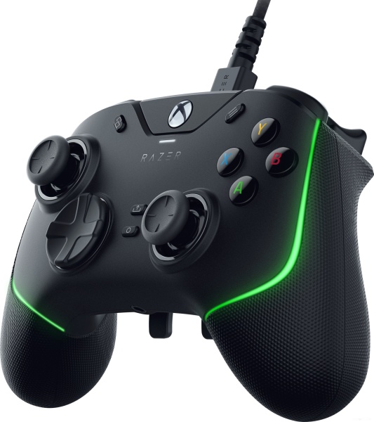 Геймпад RAZER Wolverine V2 Chroma Black, RZ06-04010100-R3M1