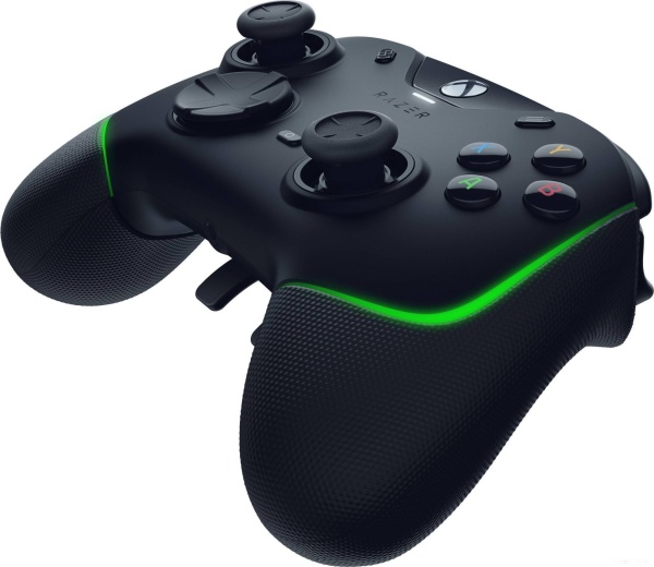 Геймпад RAZER Wolverine V2 Chroma Black, RZ06-04010100-R3M1