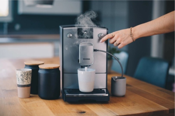 Кофемашина Nivona CafeRomatica 695 Silver