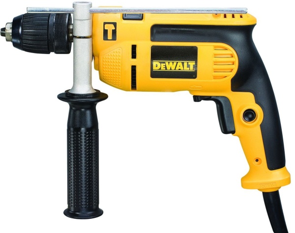 Дрель ударная DeWALT DWD024S-QS