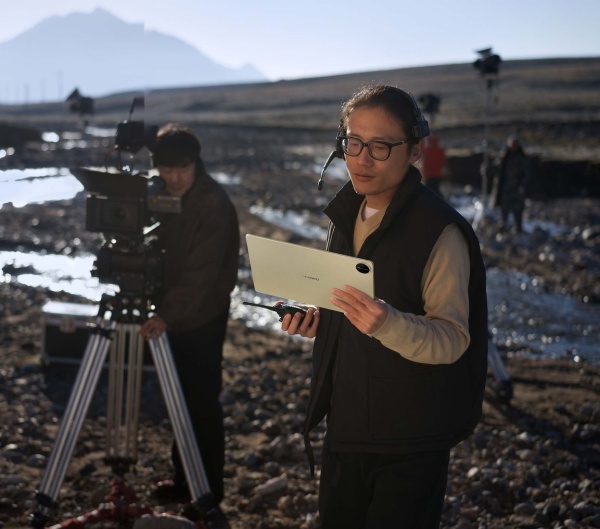 Планшет Huawei MatePad Pro 2025 Wi-Fi WEB-W09 12GB/256GB Premium Gold