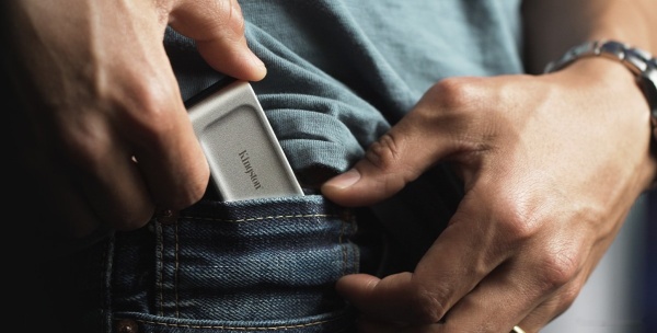 Внешний SSD 500GB Kingston SXS2000/500G